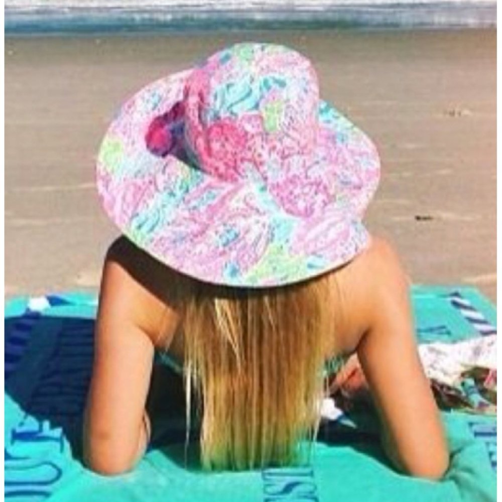 Ulra Rare! Lily Pulitzer Let's Cha Cha Beach Hat